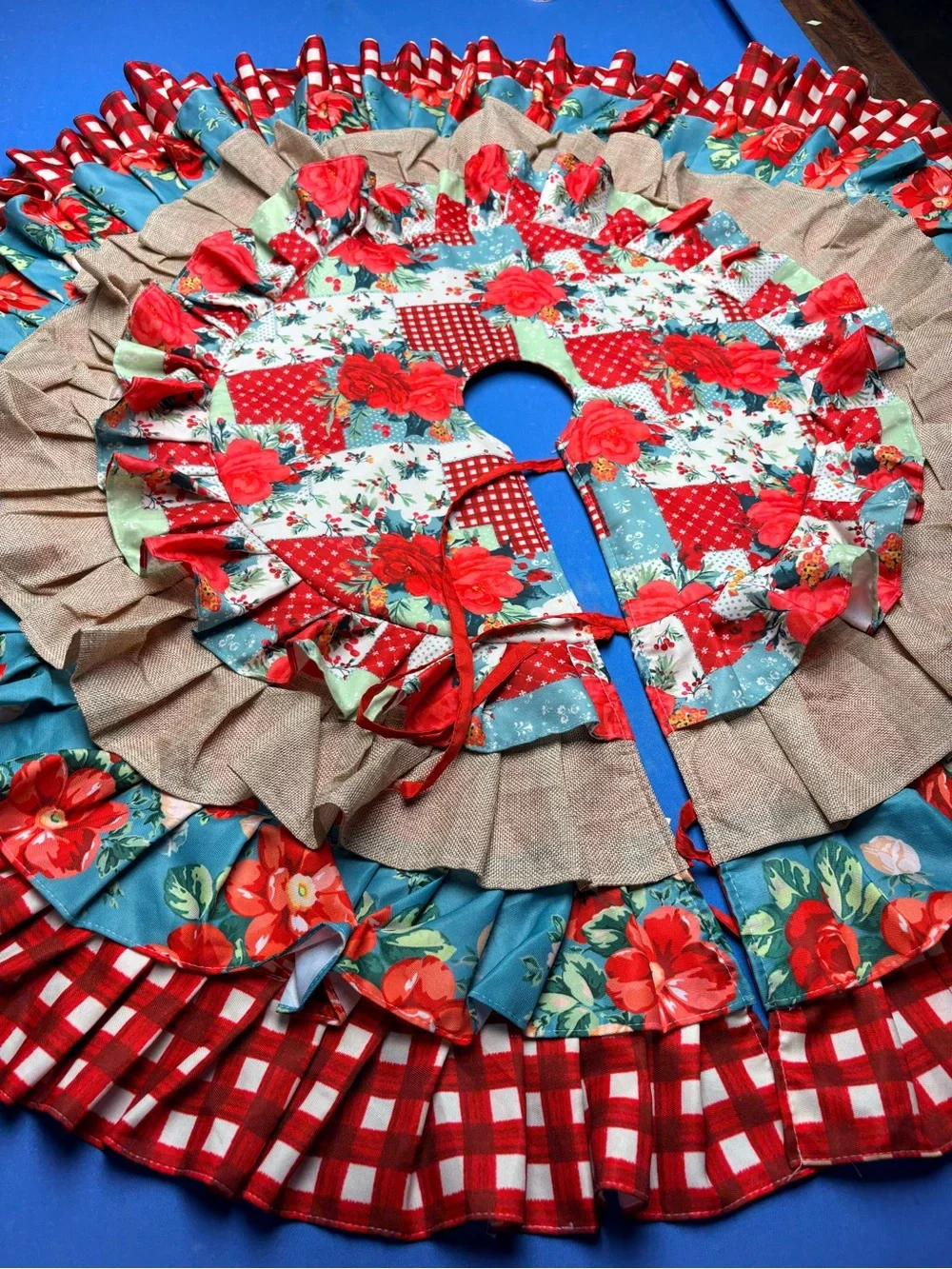 Vintage. Pioneer Women Red Floral Ruffled Tree Skirt -